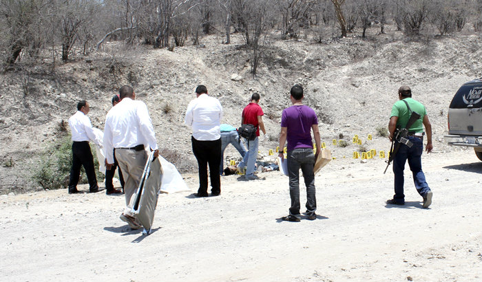 Encuentran a dos ejecutados en carretera de Nuevo Casas Grandes - Segundo a  Segundo - Noticias de Chihuahua