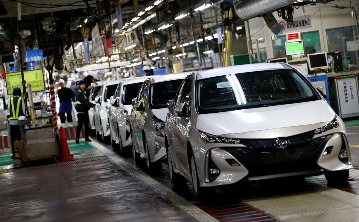 Toyota llama a revisión a más de un millón de vehículos por riesgo de