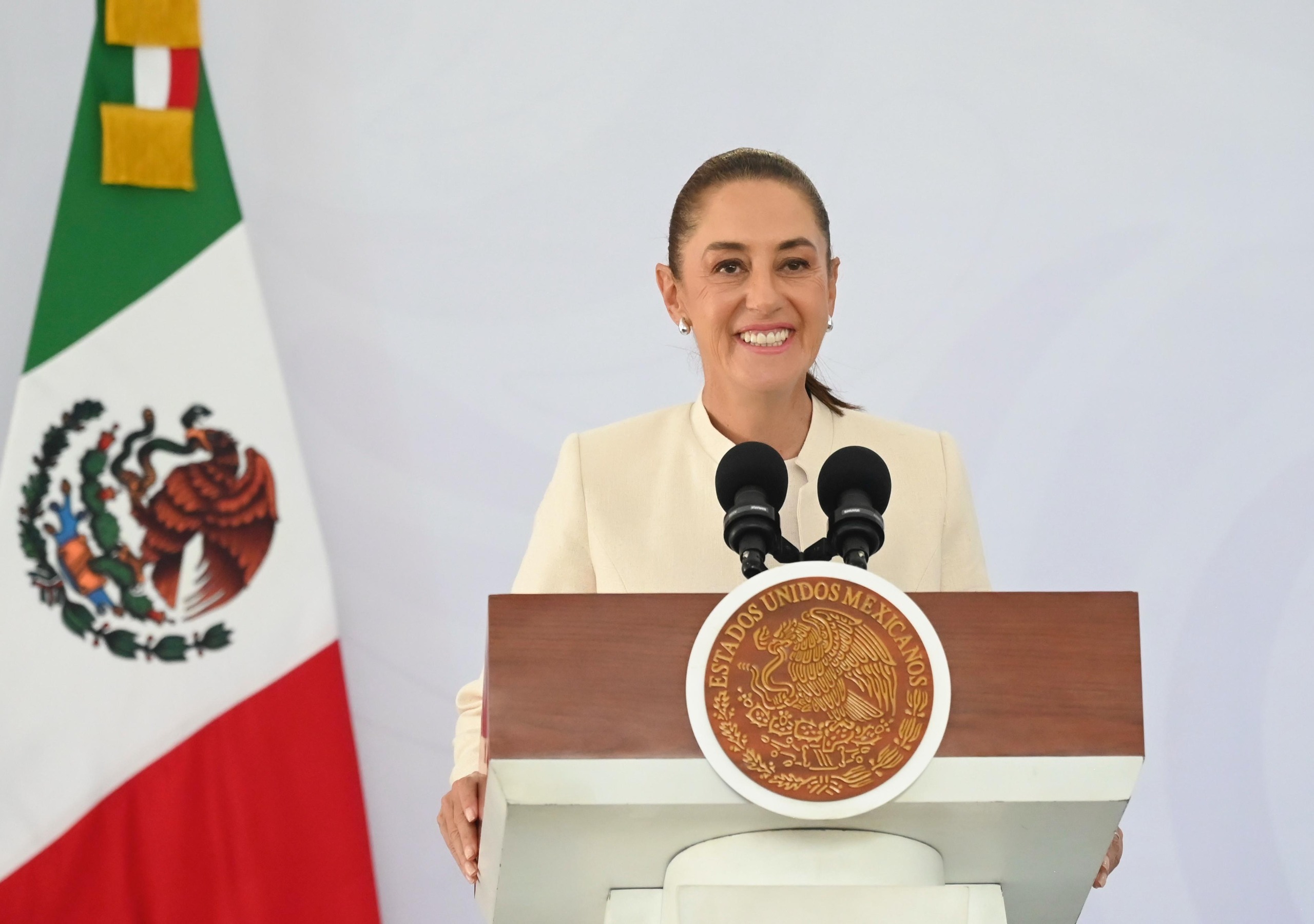 Sheinbaum destaca aumento de 1.3 millones en población económicamente activa