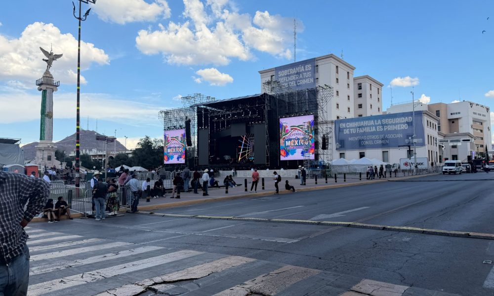 Festejos del Grito de Independencia inician en Plaza del Ángel