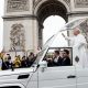 Multitudes reciben al Papa en París antes de misa al aire libre