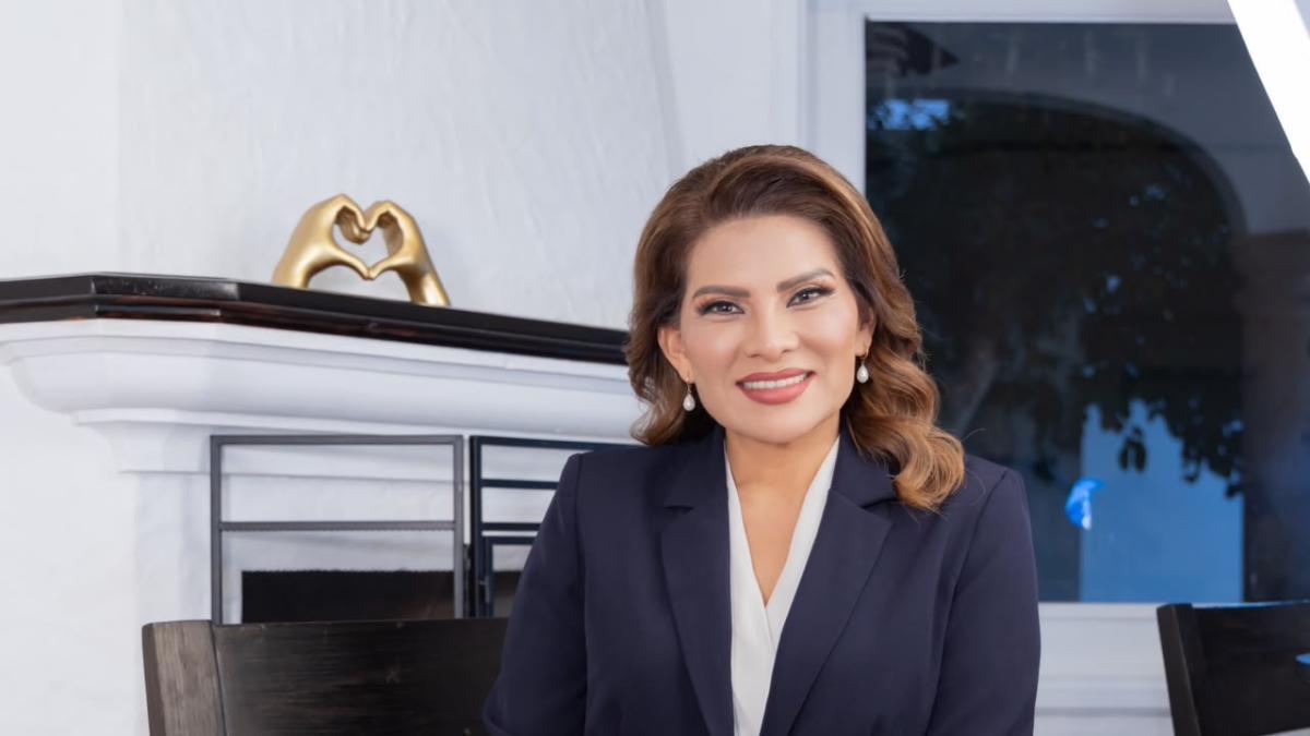 Lorenia Valles Sampedro asume coordinación de Morena en Sonora