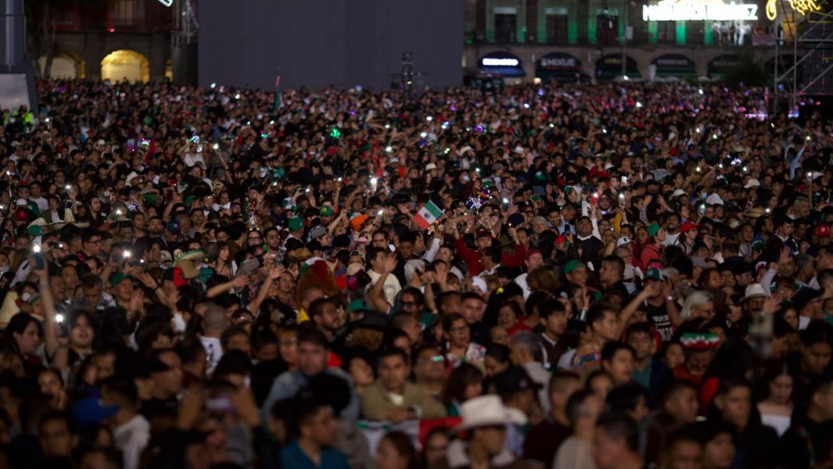 El Zócalo se llena de alegría en el Grito de Independencia