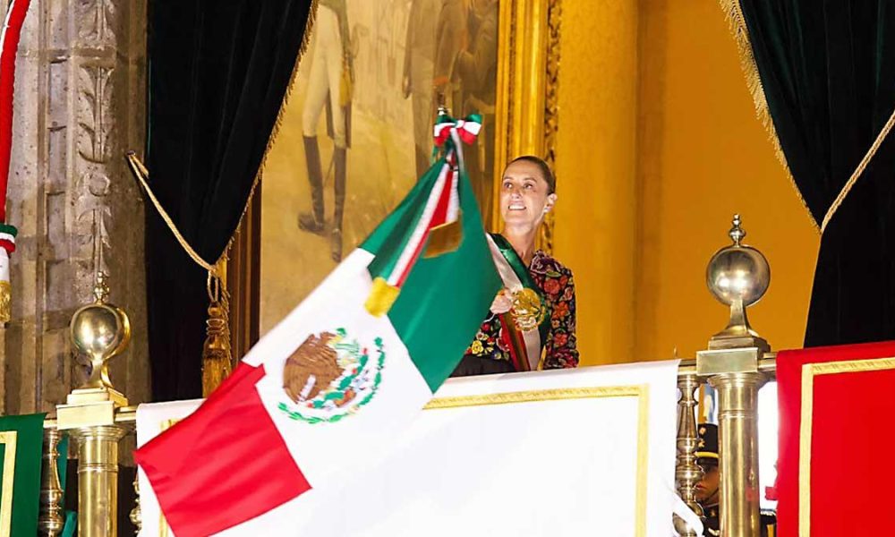 Sheinbaum celebra el Grito de Independencia en Palacio Nacional