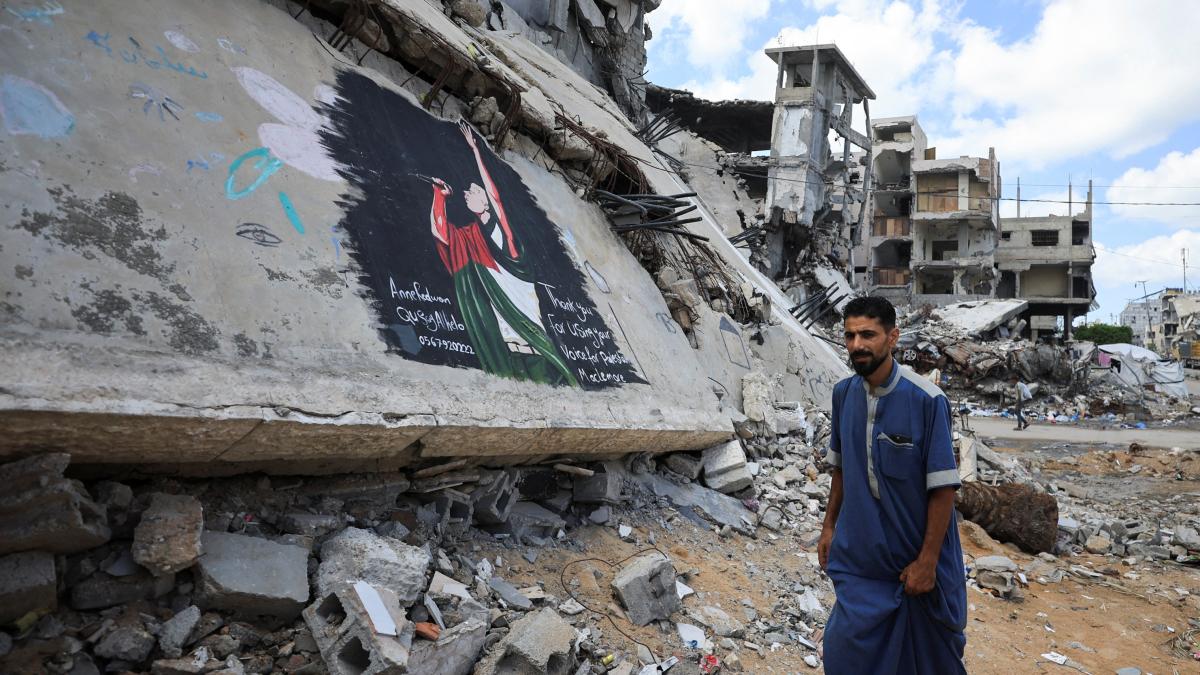 Mural en Gaza honra a Macklemore tras controversia con Ed Sheeran