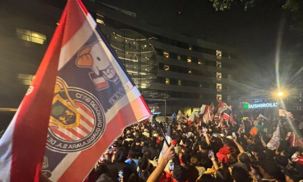 Afición de Chivas se reúne en CDMX previo al Clásico contra América