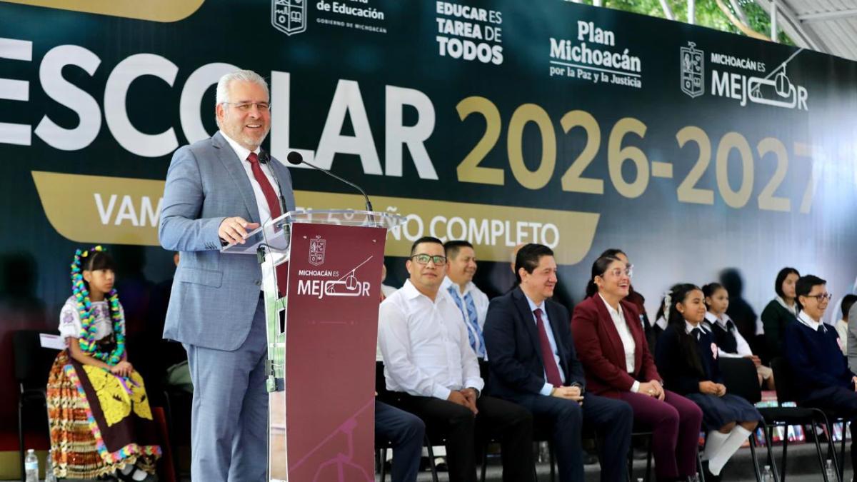 Michoacán invierte 6 mil millones en educación y becas universitarias