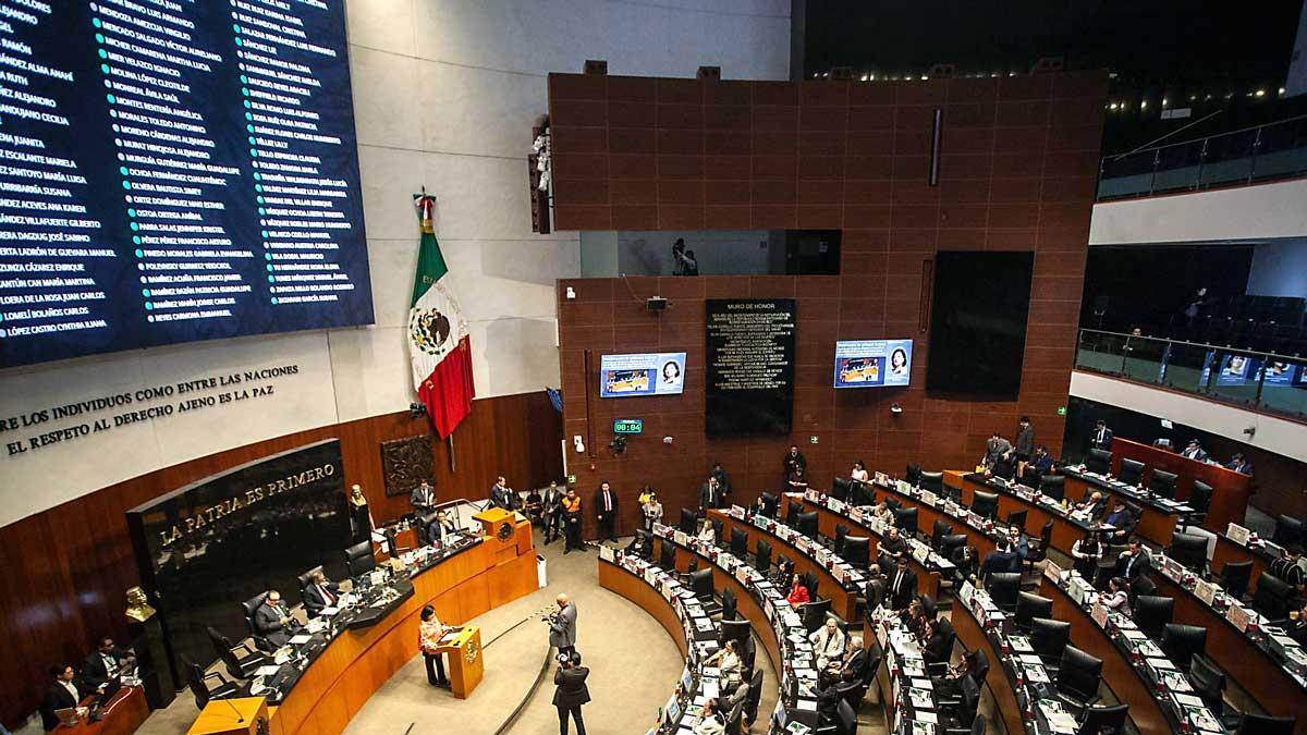 Senadores critican declaraciones de Trump en pleno del Senado