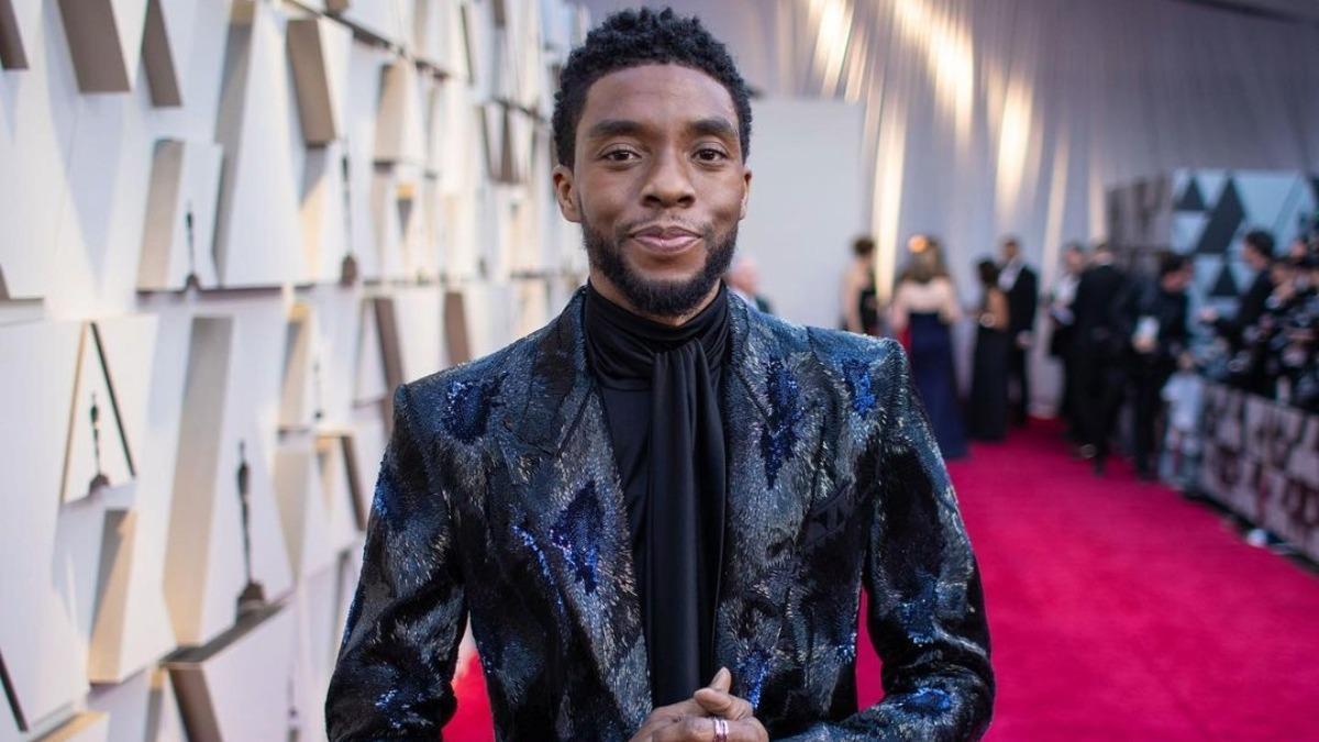 Viuda de Chadwick Boseman revela pagos millonarios a sus suegros