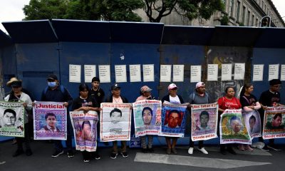 Padres de normalistas fallecen sin conocer el paradero de sus hijos