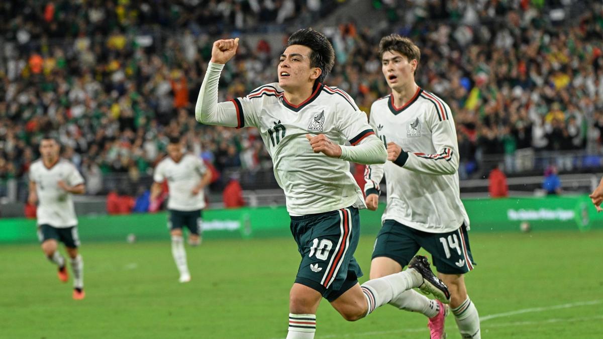 Gilberto Mora se convierte en el goleador más joven de la Selección Mexicana