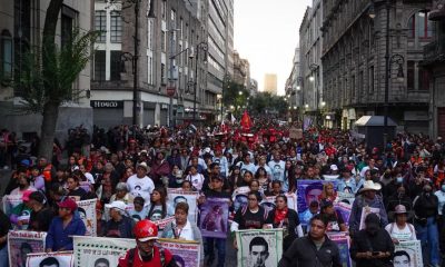 Marcha por Ayotzinapa causa pérdidas de 19.7 mdp a comercios en CDMX