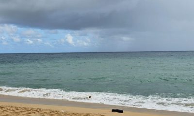 Cierran 26 playas en Los Cabos ante huracán Polo