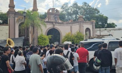 Estudiantes claman justicia tras asesinato de dos jóvenes en Cuernavaca