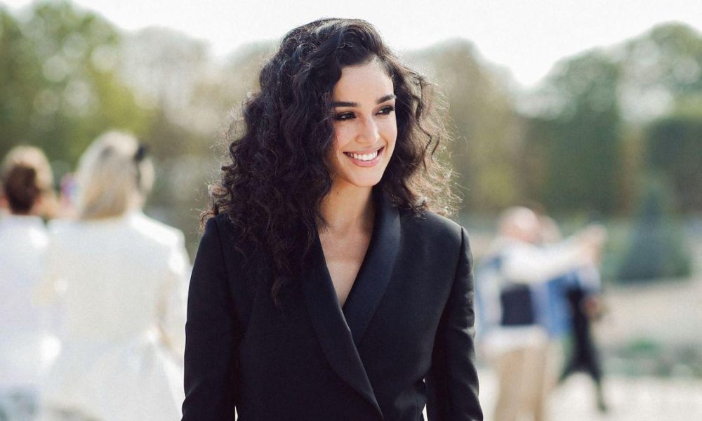 Ale Capetillo debuta en desfile de Dior en París