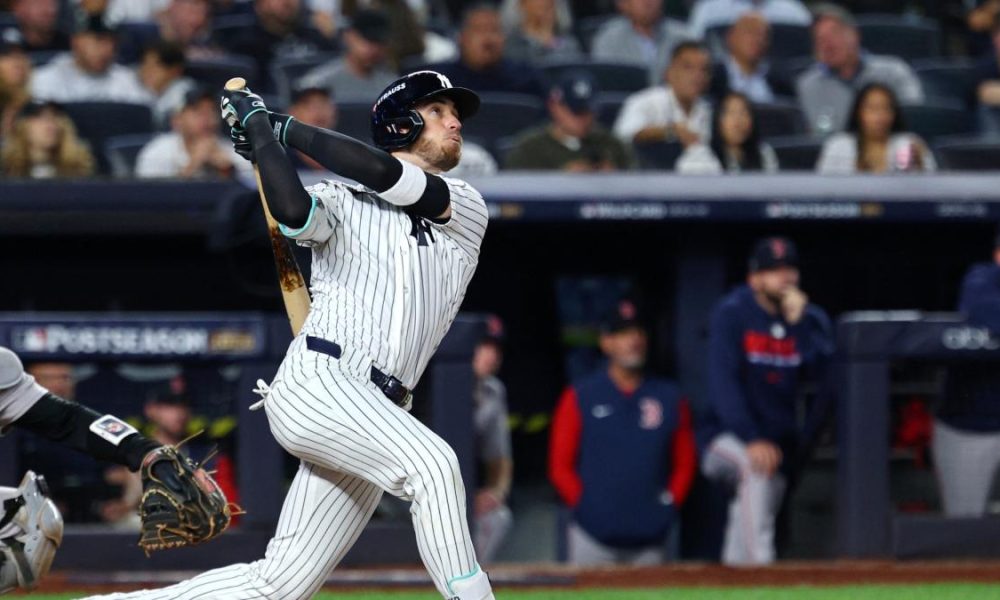Yankees vencen a Red Sox y avanzan a la serie divisional