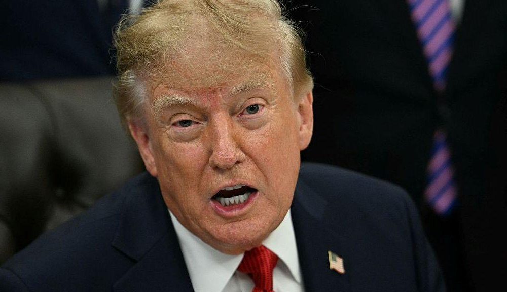 Donald Trump prohíbe a CNN y Politico el acceso a la Casa Blanca