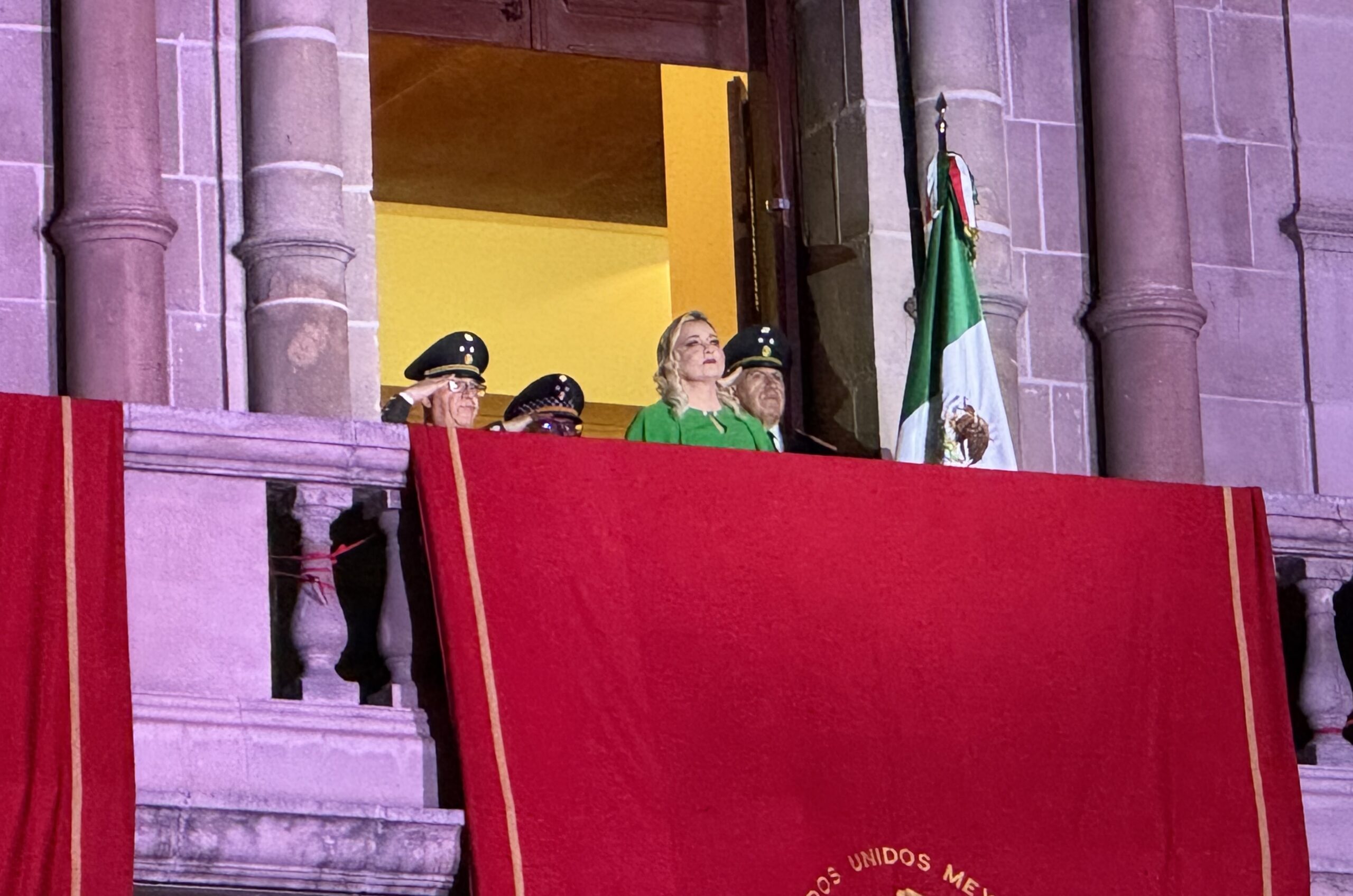 Maru Campos encabeza celebración del Grito de Independencia en Chihuahua