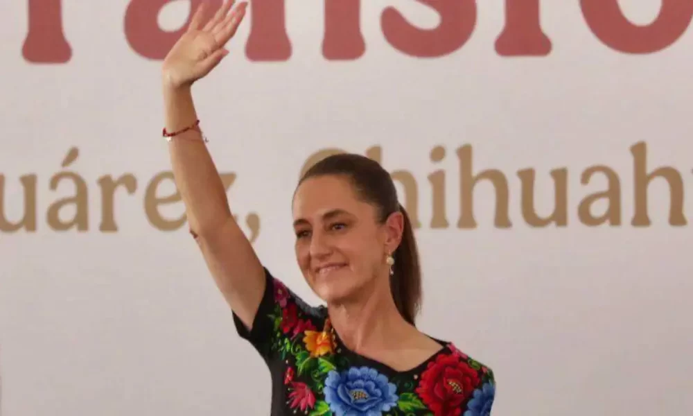 Servidores de la Nación se concentran en la Plaza de la Mexicanidad previo a visita de Sheinbaum