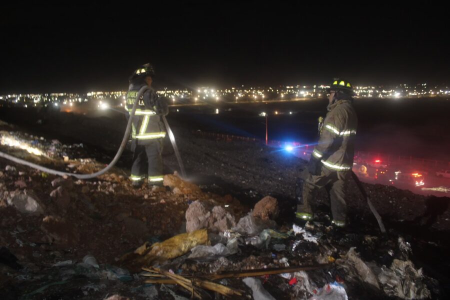 Incendio en relleno sanitario de Chihuahua controlado en menos de una hora
