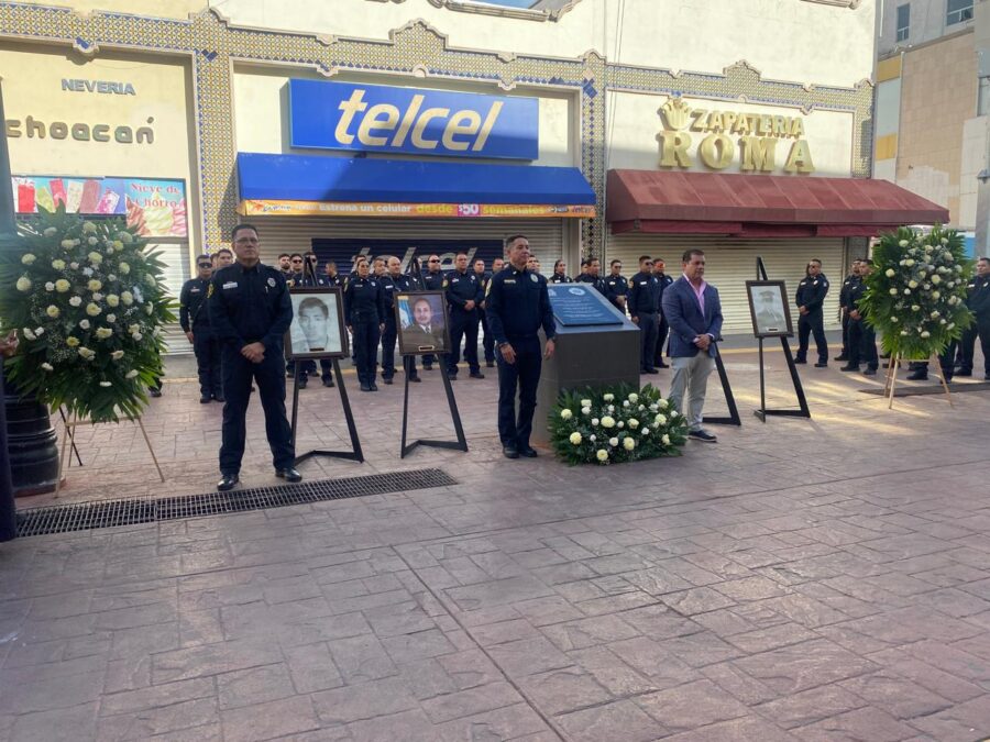 Chihuahua conmemora a bomberos fallecidos en incendio de 2006