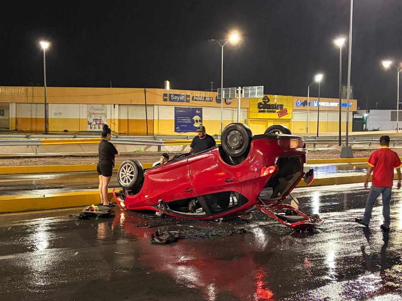 Lluvias causan hasta 9 accidentes viales en Chihuahua