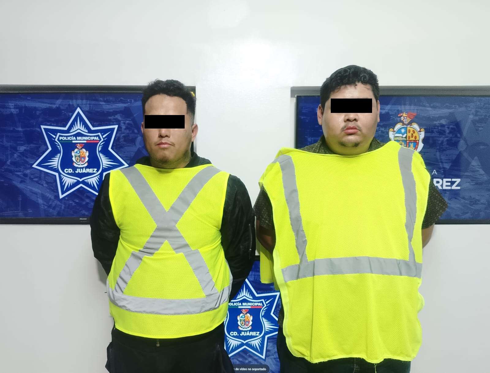 Detienen a dos con camioneta robada y arma de fuego
