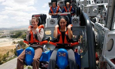 Six Flags cierra la montaña rusa X2 tras denuncias de lesiones cerebrales