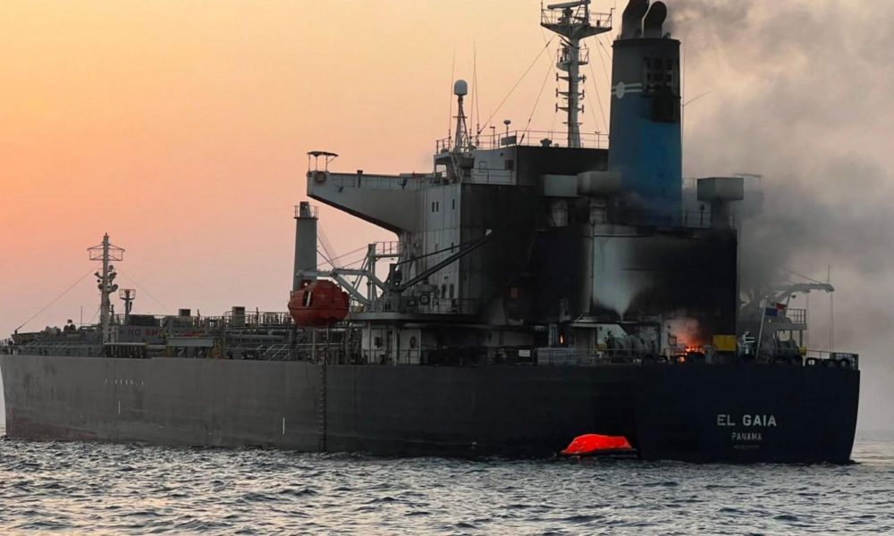 Dos marineros desaparecidos tras ataque a petrolero en el estrecho de Ormuz