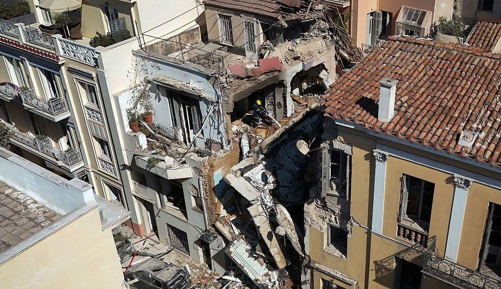 Explosión en Atenas deja al menos dos muertos y varios desaparecidos