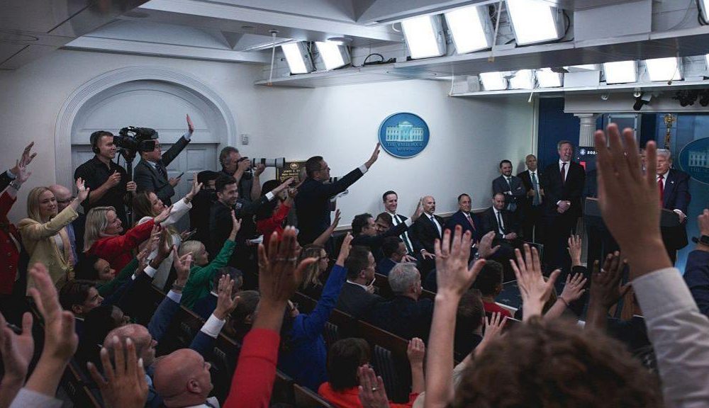 Trump prohíbe acceso a la Casa Blanca a ciertos medios de comunicación