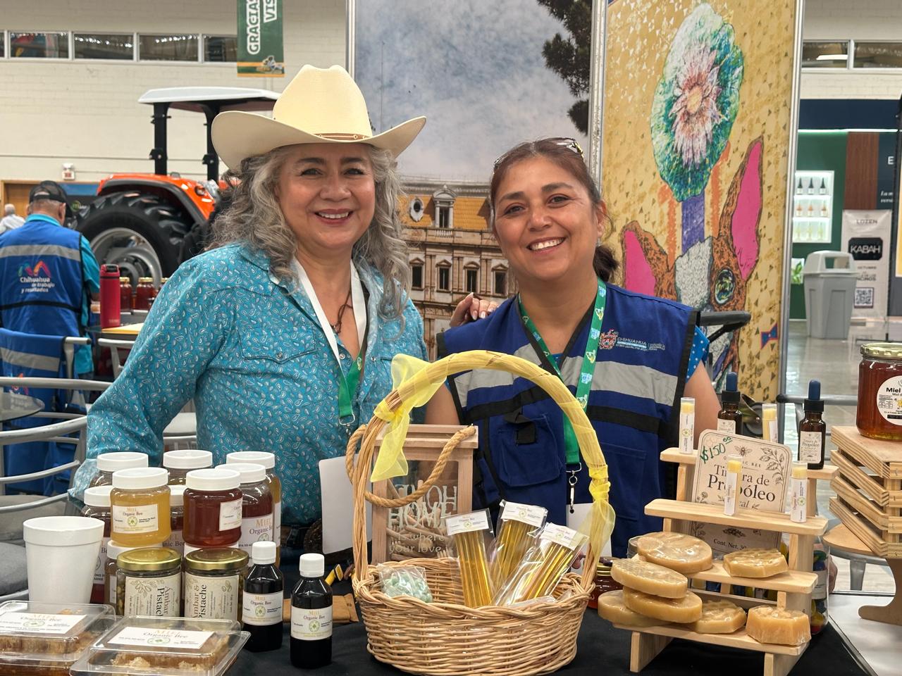 Gobierno Municipal participa en Expoagro 2026 para apoyar a productores locales