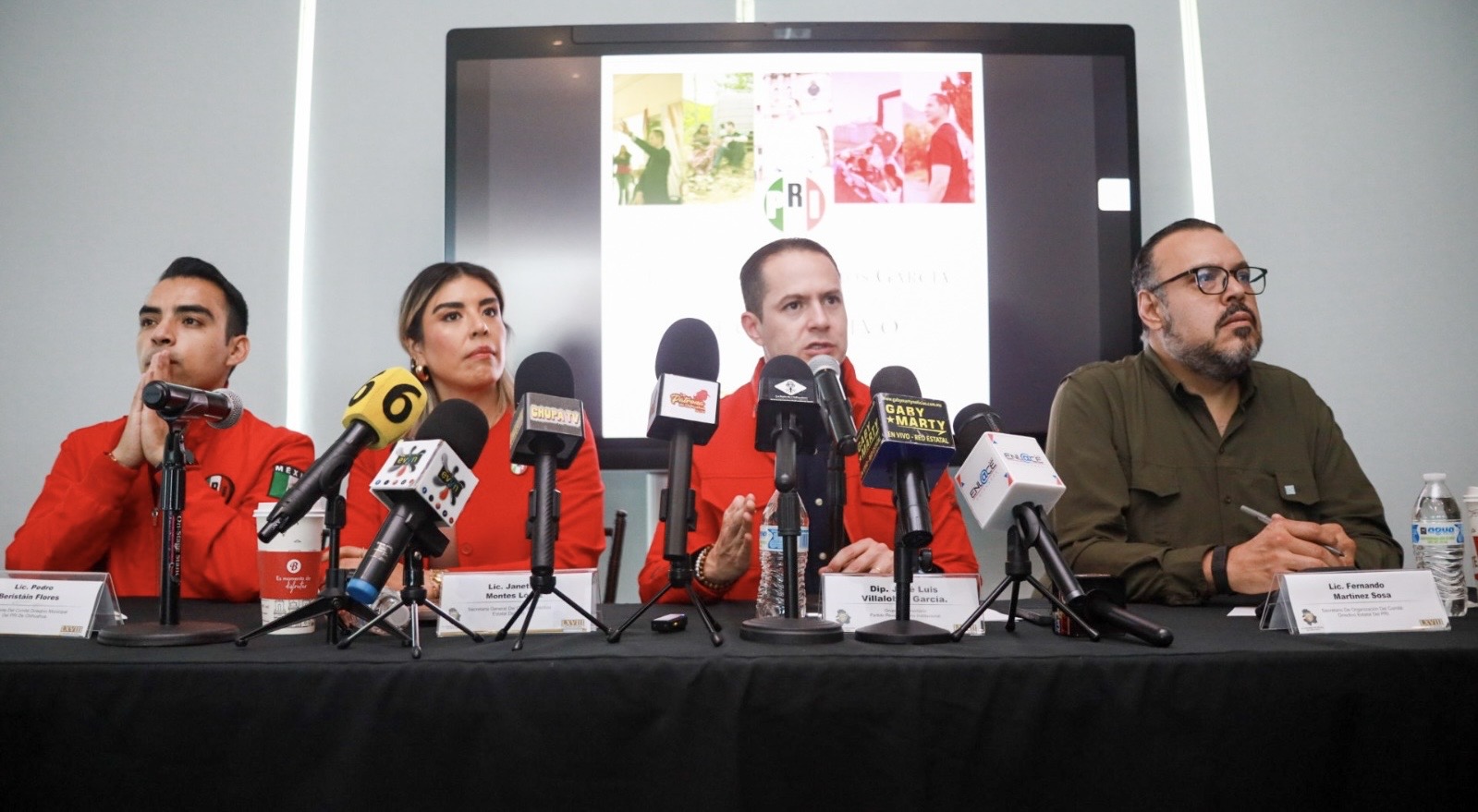 José Luis Villalobos presenta su Segundo Informe Legislativo en Chihuahua