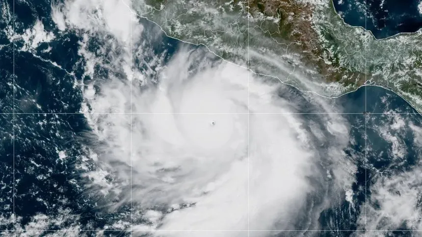Chihuahua se prepara ante la trayectoria del huracán Polo