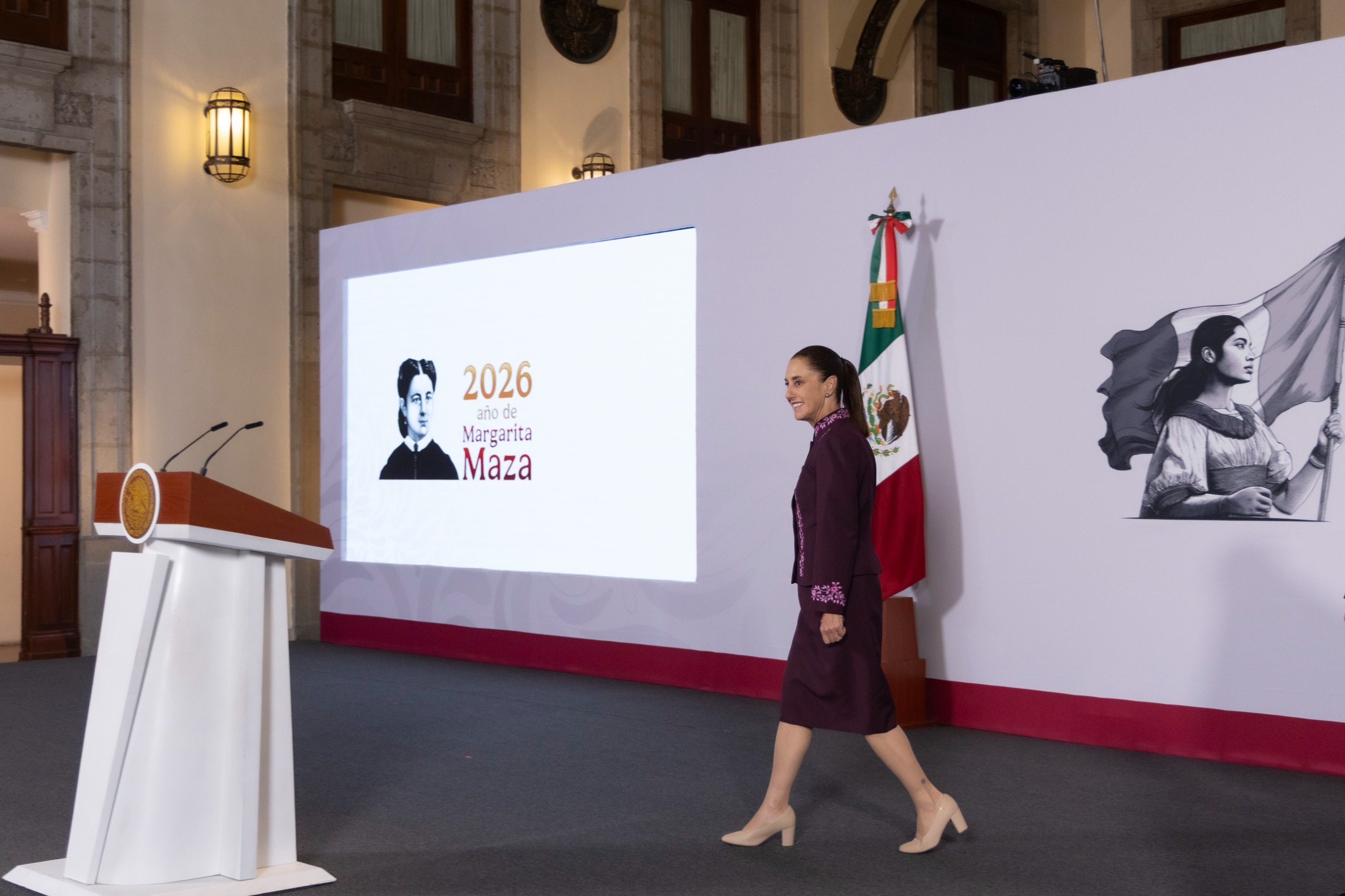 Sheinbaum asegura avances en Mexicana, AIFA y Tren Maya