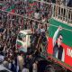 Miles de seguidores de Imran Khan marchan hacia Islamabad