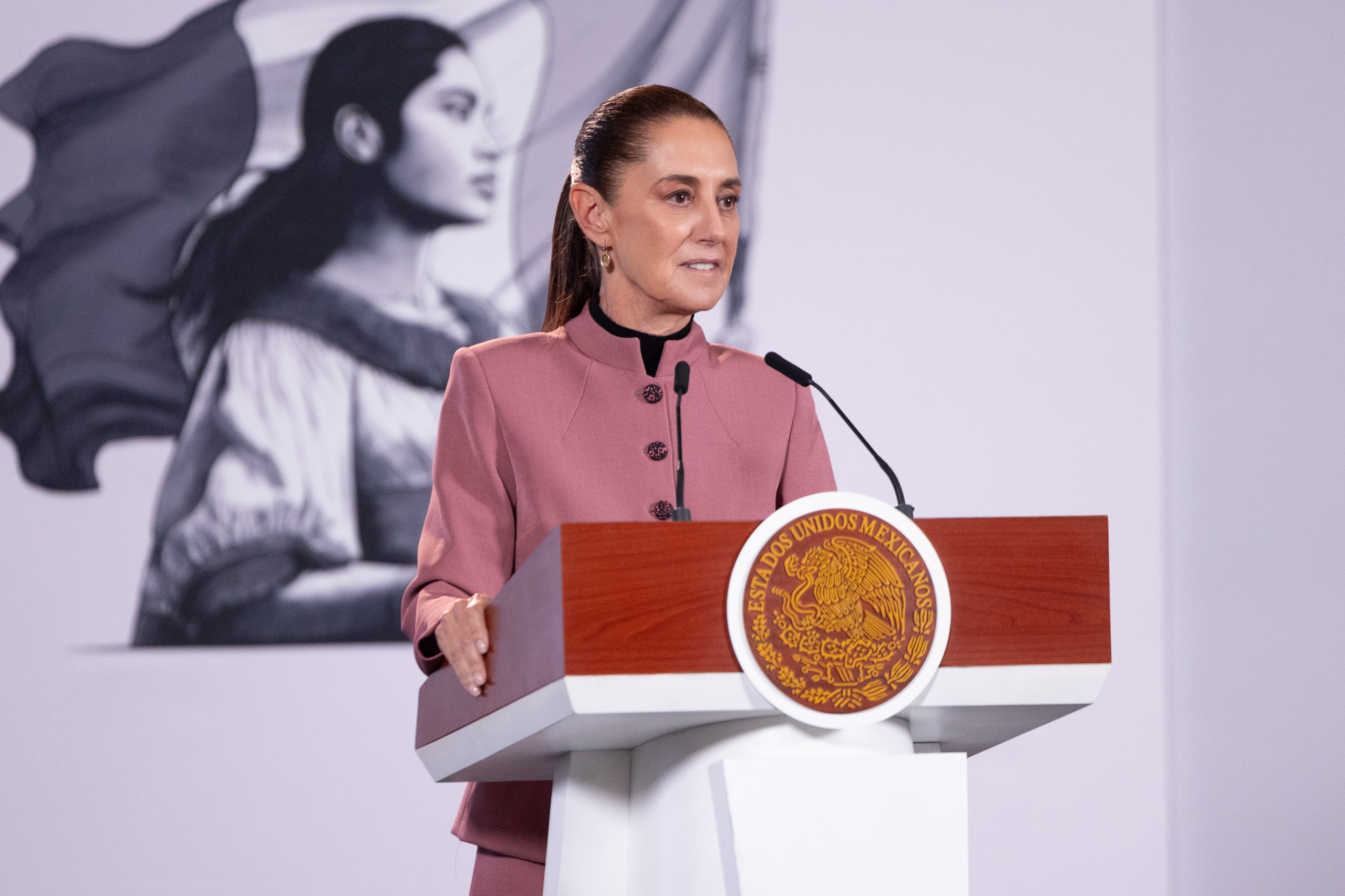 Sheinbaum niega pacto con Maru Campos en caso Jáuregui