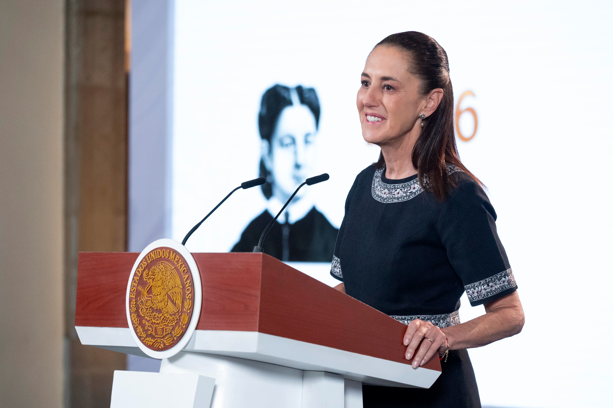 Gobierno de México recupera 48 mil millones por combate al huachicol fiscal