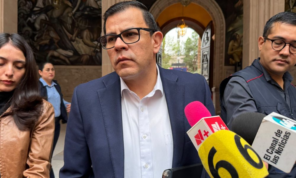 FGE realiza cateos por robo a joyería en Chihuahua