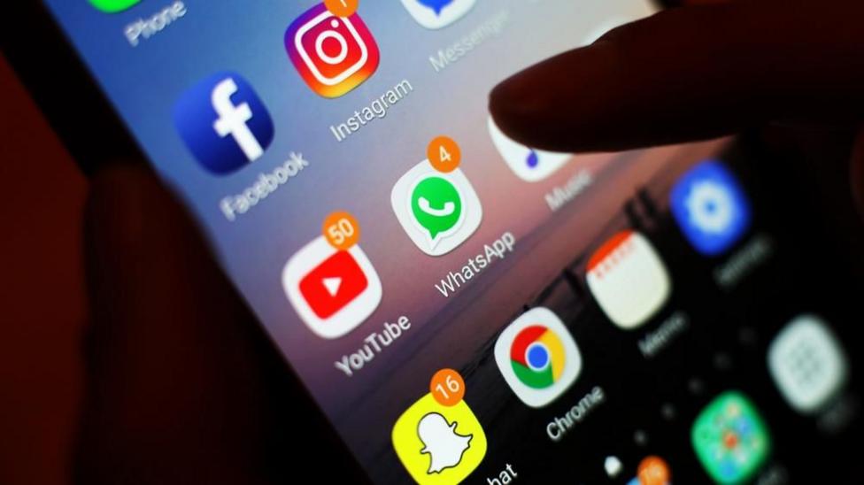 Gabon levanta prohibición de redes sociales tras ocho meses de restricción