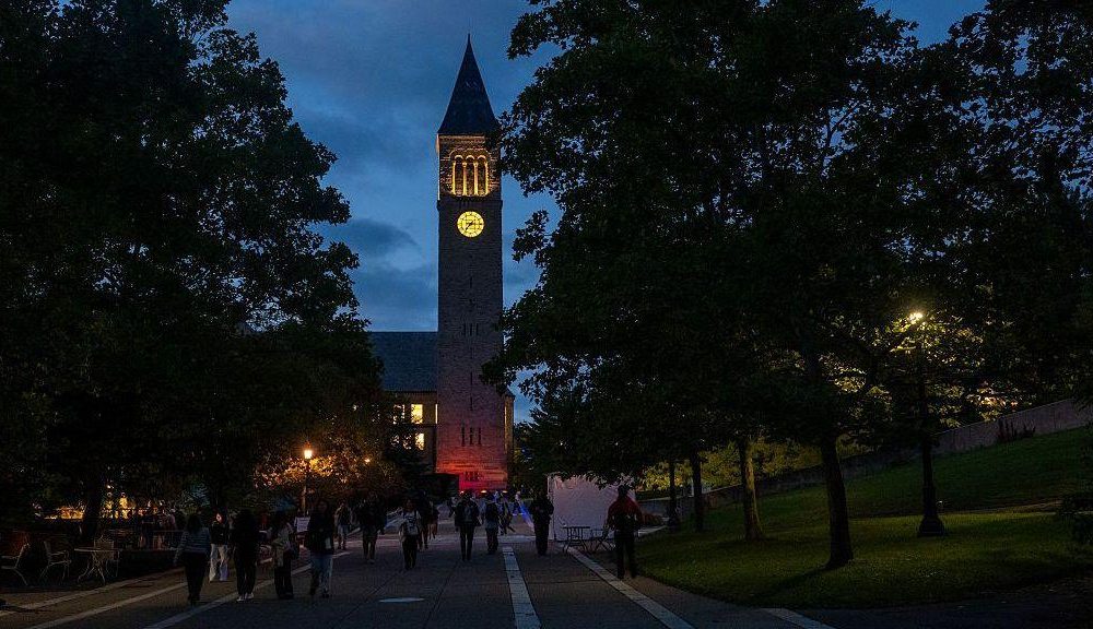 Estudiantes de Cornell expresan frustración por caso de agresión sexual