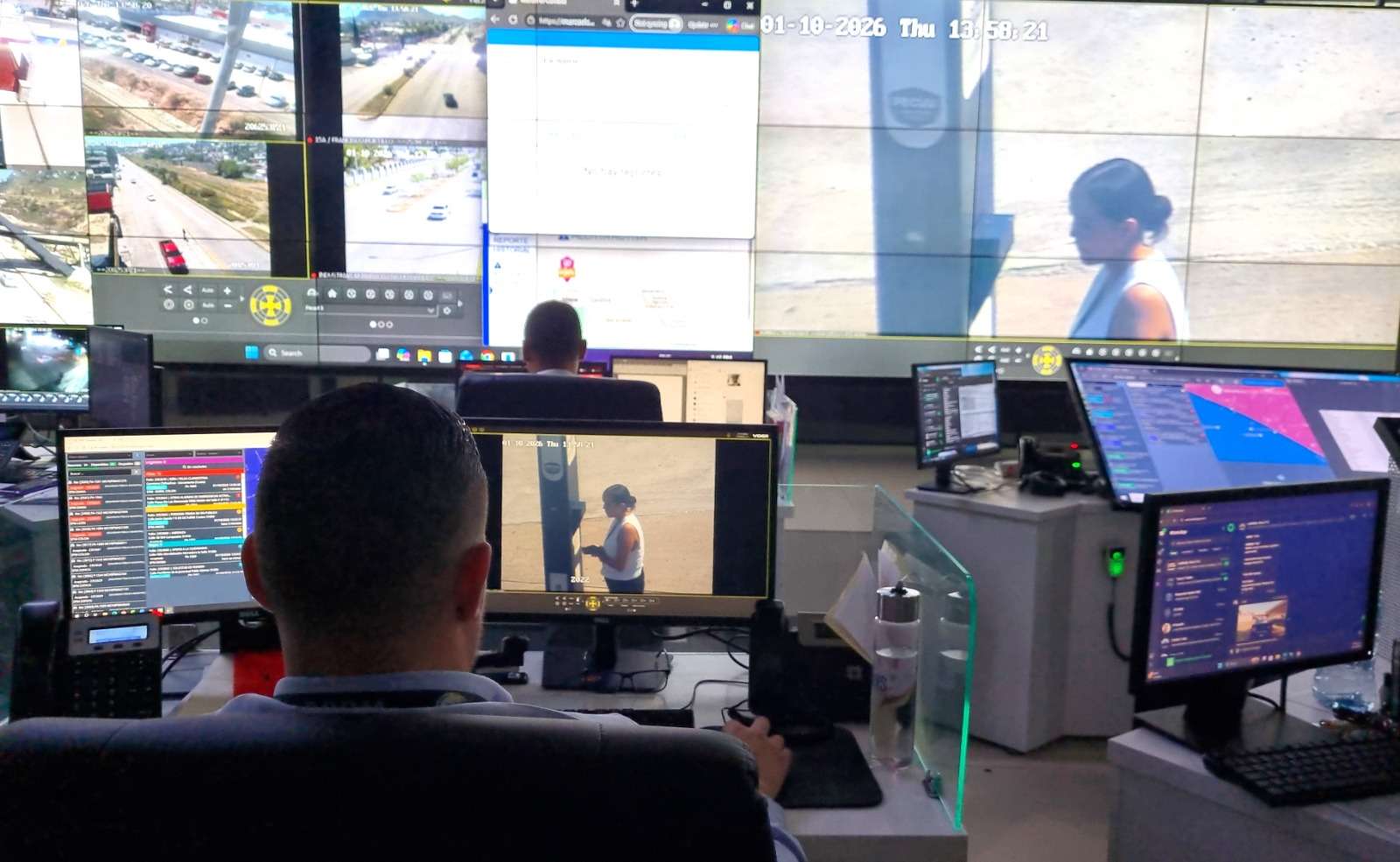 Facilitan atención policial con 63 tótems de emergencia