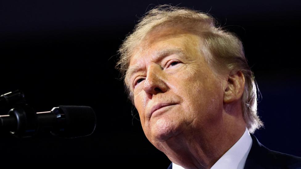 Trump suspende sanciones a Rusia para mantener negociaciones de paz