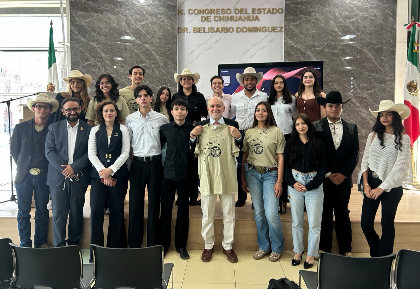 UACH celebra Bat Weekend para resaltar la importancia de los murciélagos