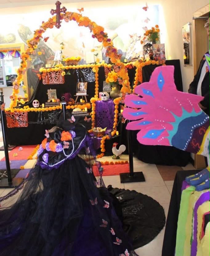 La UACH rinde homenaje a Federico Ferro Gay con altar de muertos
