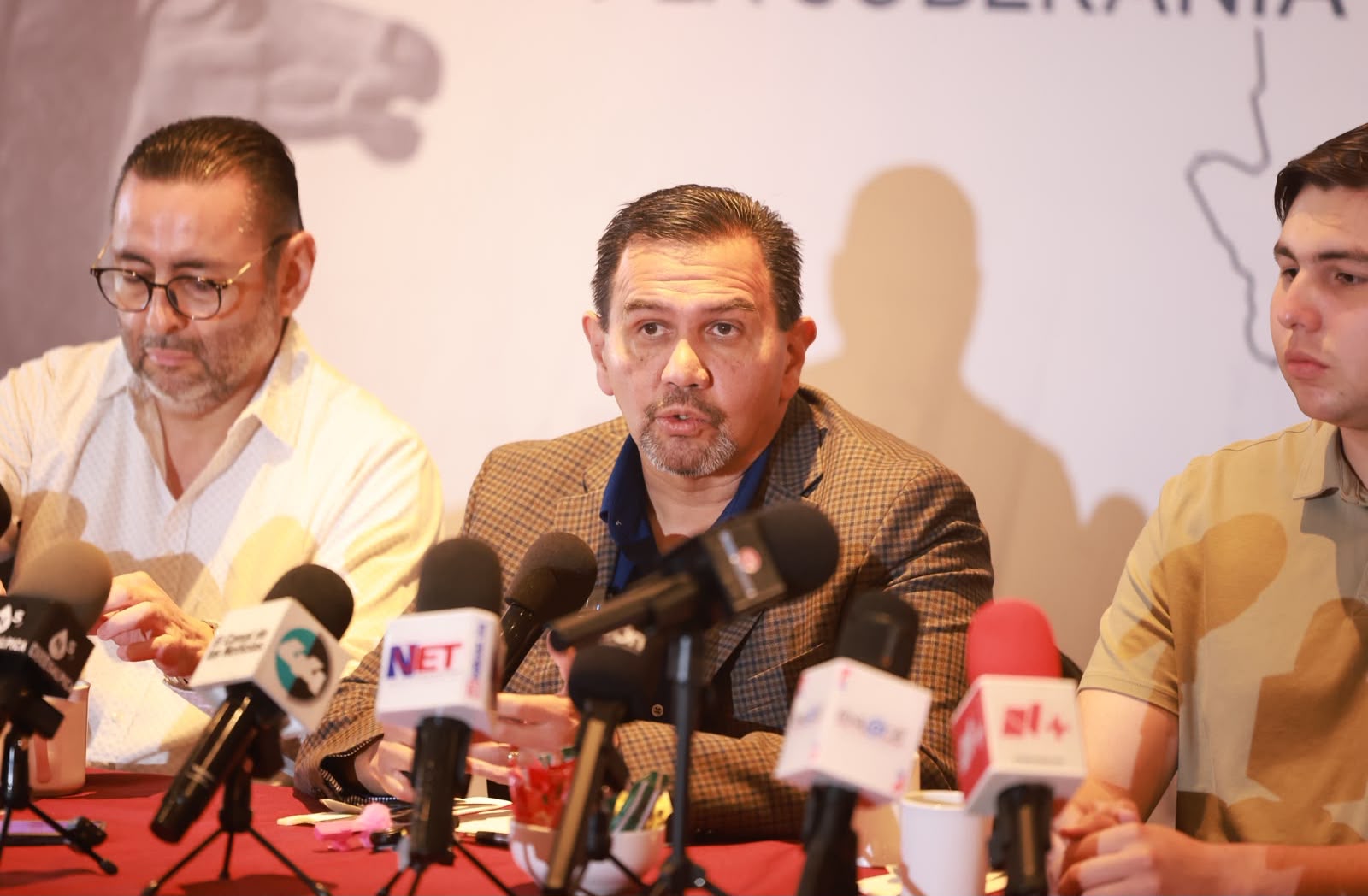 Cruz Pérez Cuéllar presenta agenda política para comicios en Chihuahua