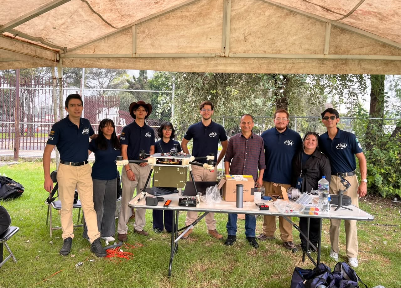 Estudiantes de UACH destacan en competencia nacional de drones en CDMX