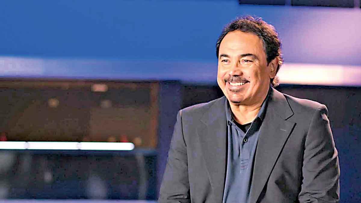 Hugo Sánchez celebra 50 años de su debut futbolístico