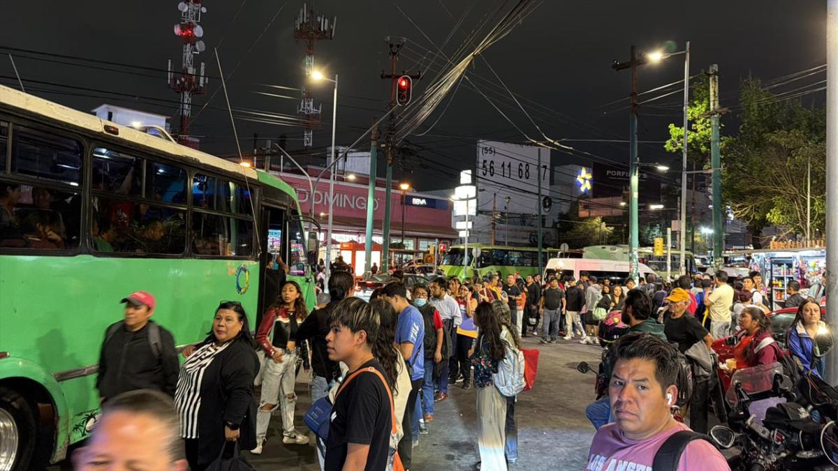 Línea 9 del Metro de CDMX con servicio limitado por incendio