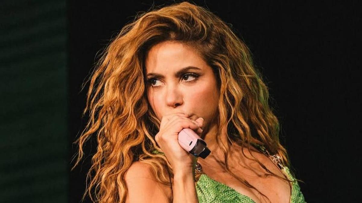Shakira genera controversia por acento español en reciente entrevista